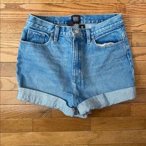 Classic jean shorts